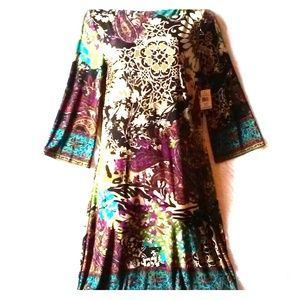 ECI - BEAUTIFUL & COLORFUL MIDI DRESS SIZE SMALL